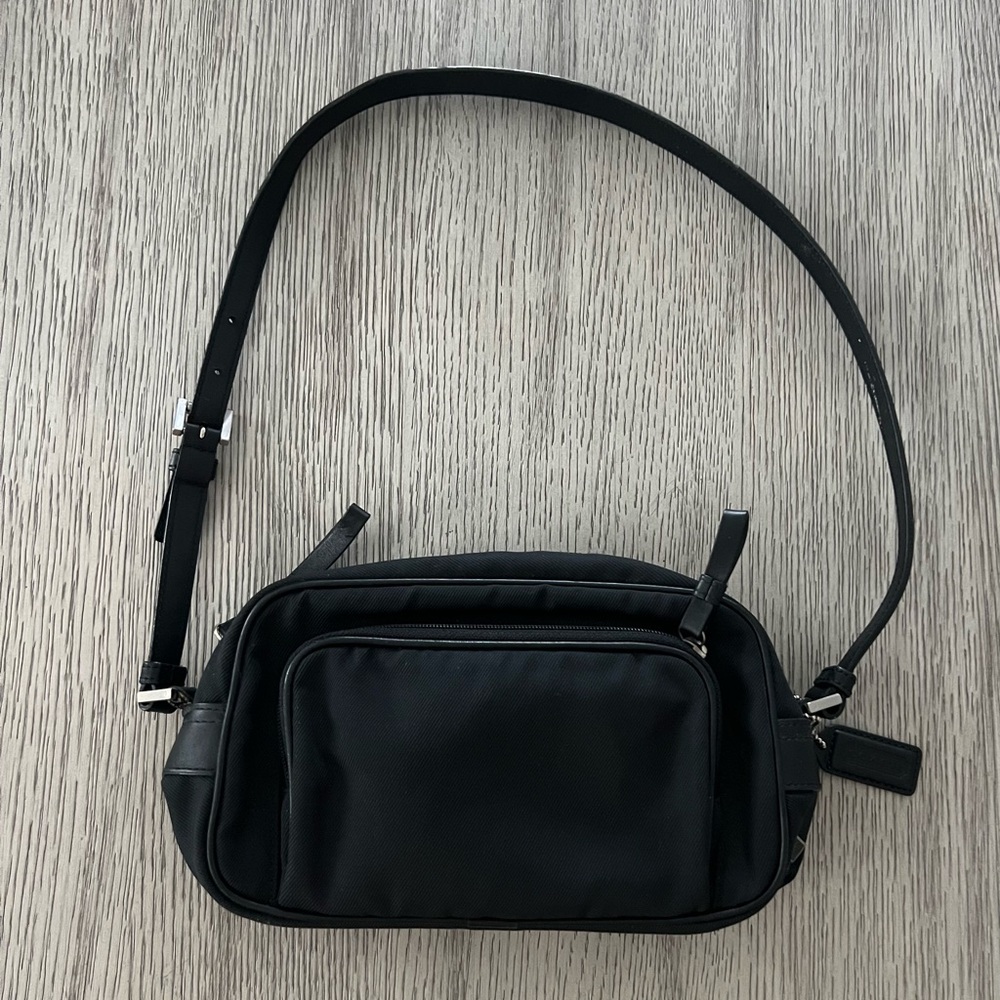 Coach  womans  canvas shoulder bag - Picture 6 of 9